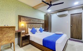 Hotel New Blue Sapphire Residency